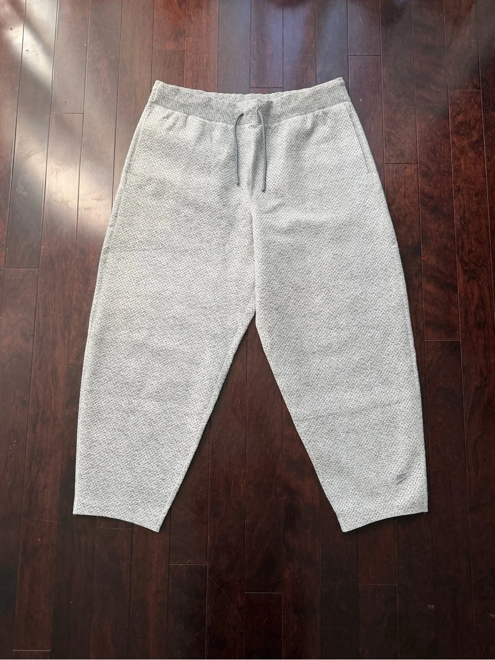Nike Tech Pack Therma-FIT ADV high-rise Women’s Large Gray Warm Pants - Picture 2 of 12